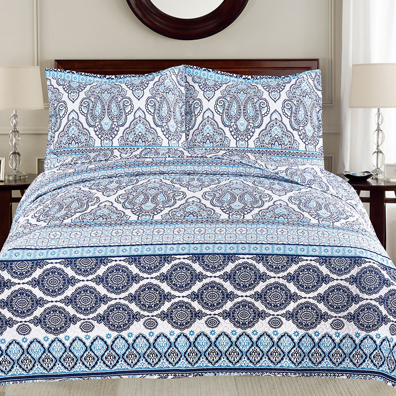 embossed paisley print quilt
